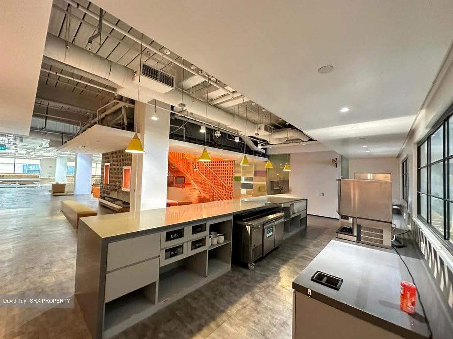 Dapenso Building (D1), Office #637672671